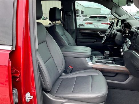 Used 2024 GMC Sierra 1500 SLT AWD/4WD image 30