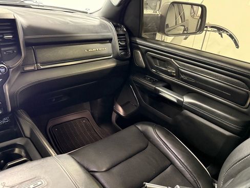Used 2020 RAM 1500 Limited w/ Black Appearance Package image 12
