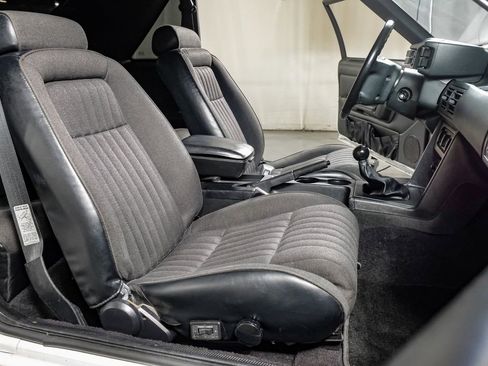 Used 1993 Ford Mustang GT image 25