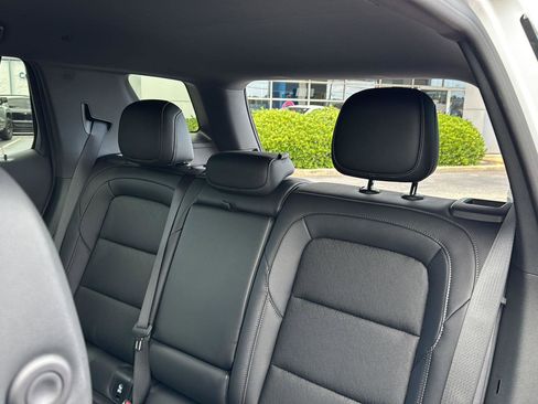 New 2026 Chevrolet Equinox LT w/ Convenience Package II image 28