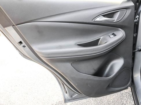 Used 2021 Buick Encore GX Essence w/ Experience Buick Package image 30