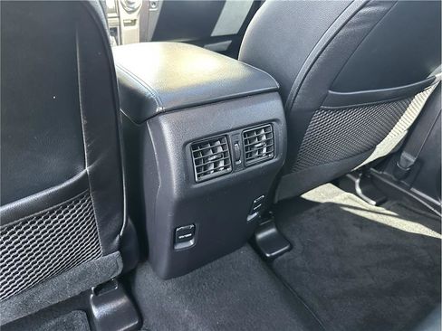 Used 2015 Toyota 4Runner SR5 Premium AWD/4WD image 17