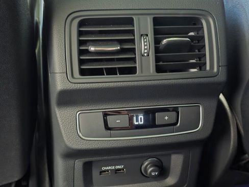 Certified 2025 Audi Q5 2.0T Premium Plus image 19