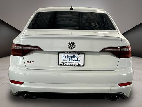 Used 2019 Volkswagen Jetta GLI Autobahn FWD image 5