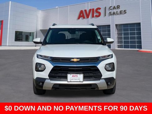Used 2023 Chevrolet TrailBlazer LT w/ Convenience Package AWD/4WD image 2
