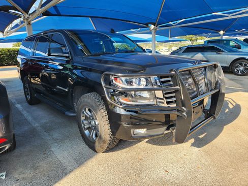 Used 2017 Chevrolet Suburban LT AWD/4WD image 1