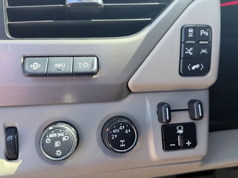 Used 2016 GMC Yukon XL Denali w/ Open Road Package image 24