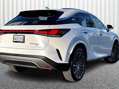 Used 2024 Lexus RX 450h AWD w/ Luxury Package image 25