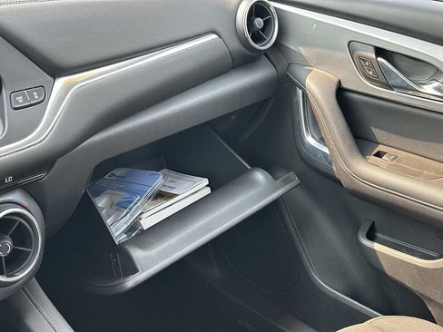 Used 2020 Chevrolet Blazer LT w/ LPO, Floor Liner Package FWD image 26