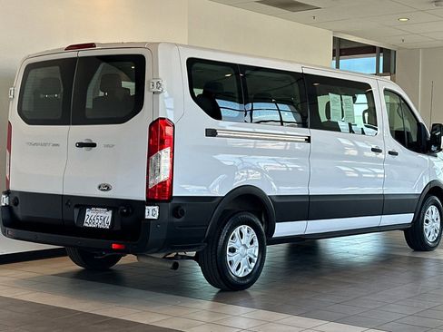 Used 2024 Ford Transit 350 XLT RWD image 4
