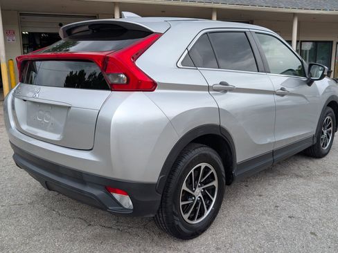 Used 2020 Mitsubishi Eclipse Cross ES FWD image 5