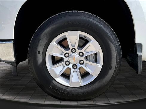 Used 2025 Chevrolet Silverado 1500 W/T RWD image 34