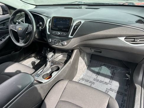 Used 2023 Chevrolet Malibu LS FWD image 30