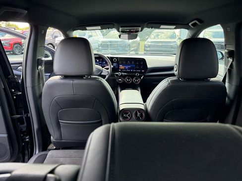 Used 2024 Chevrolet Blazer EV RS image 16