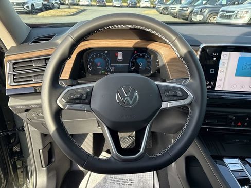 New 2026 Volkswagen Atlas SE image 28