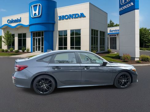 Used 2025 Honda Civic Sport image 6