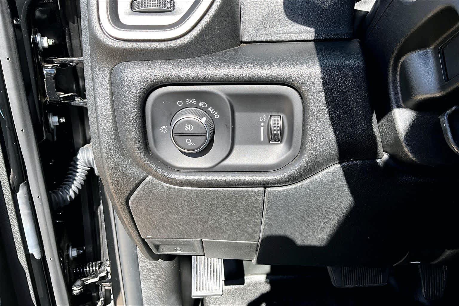 Used 2026 RAM 3500 Tradesman AWD/4WD image 26