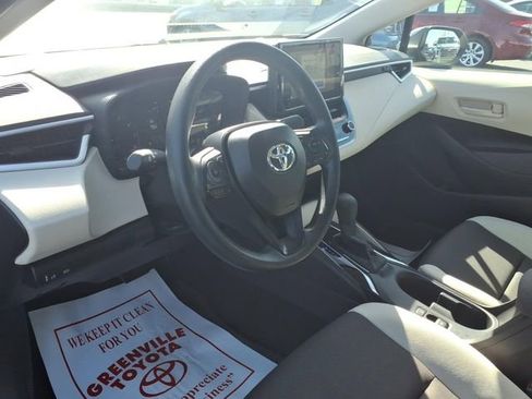 Used 2025 Toyota Corolla LE image 15