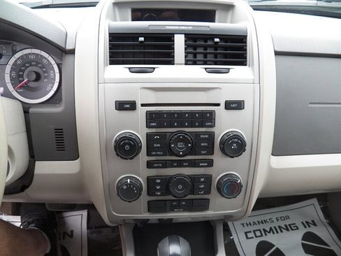 Used 2012 Ford Escape XLT FWD image 19