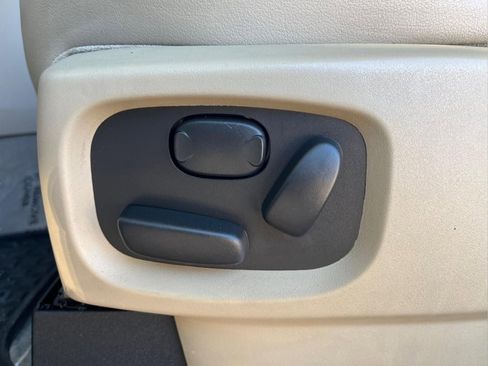 Used 2016 Land Rover LR4 HSE LUX image 13