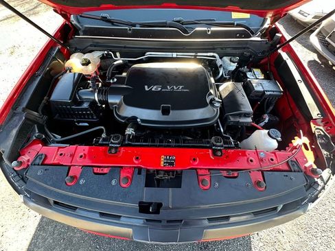 Used 2017 Chevrolet Colorado Z71 AWD/4WD image 22