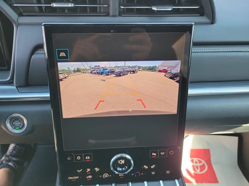 Used 2025 GMC Terrain Elevation AWD/4WD image 16