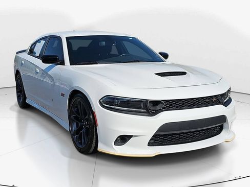 Used 2023 Dodge Charger Scat Pack RWD image 3