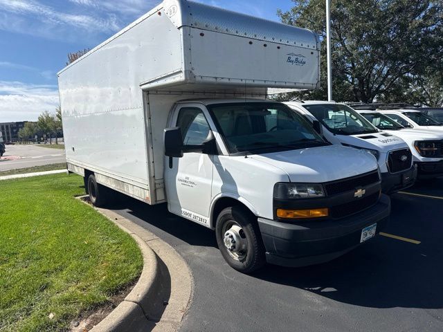 Used 2018 Chevrolet Express 3500 Extended w/ Driver Convenience Package RWD image 1