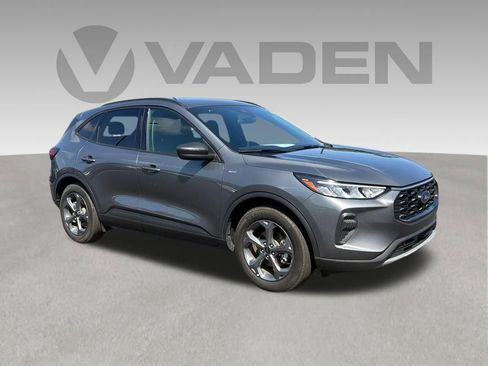 Used 2025 Ford Escape ST-Line FWD image 1