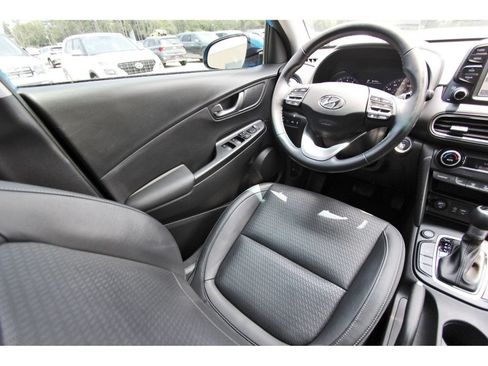 Used 2020 Hyundai Kona Ultimate FWD image 11
