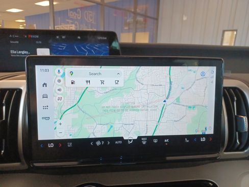 New 2025 Ford Expedition Active image 36