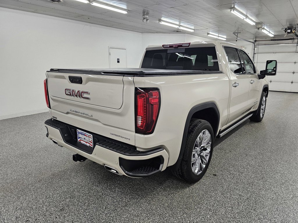 Used 2026 GMC Sierra 1500 Denali w/ Denali Reserve Package AWD/4WD image 4