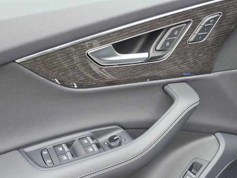 New 2026 Audi Q7 3.0T Premium Plus AWD/4WD image 42