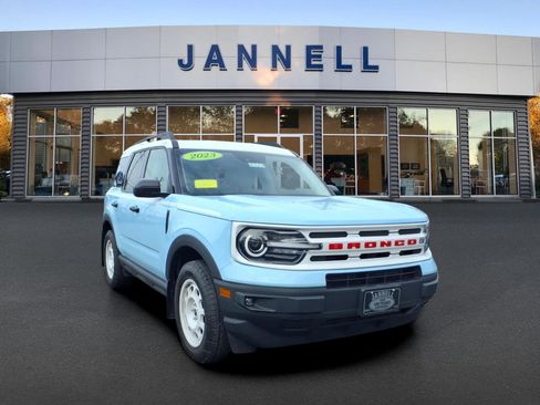 Used 2023 Ford Bronco Sport Heritage w/ Heritage Convenience Package AWD/4WD image 3