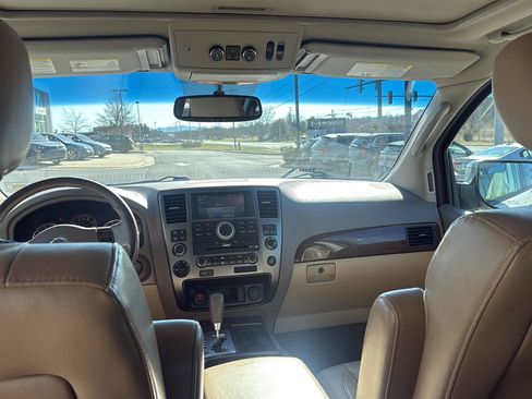 Used 2012 Nissan Armada Platinum image 11