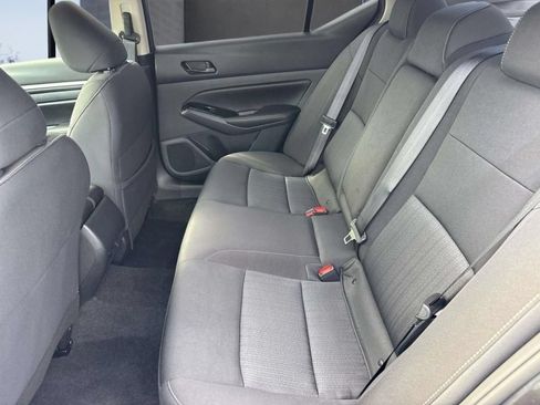 Used 2023 Nissan Altima 2.5 SV AWD/4WD image 11