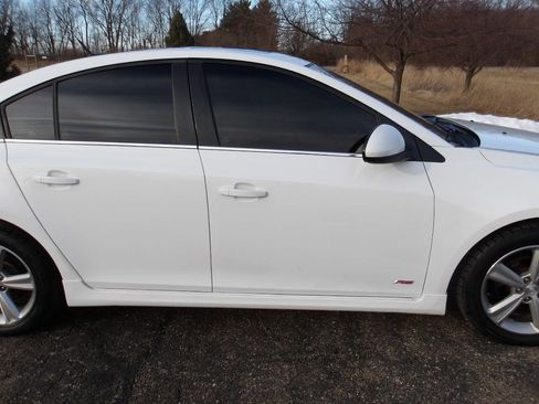 Used 2014 Chevrolet Cruze LT w/ RS Package image 30