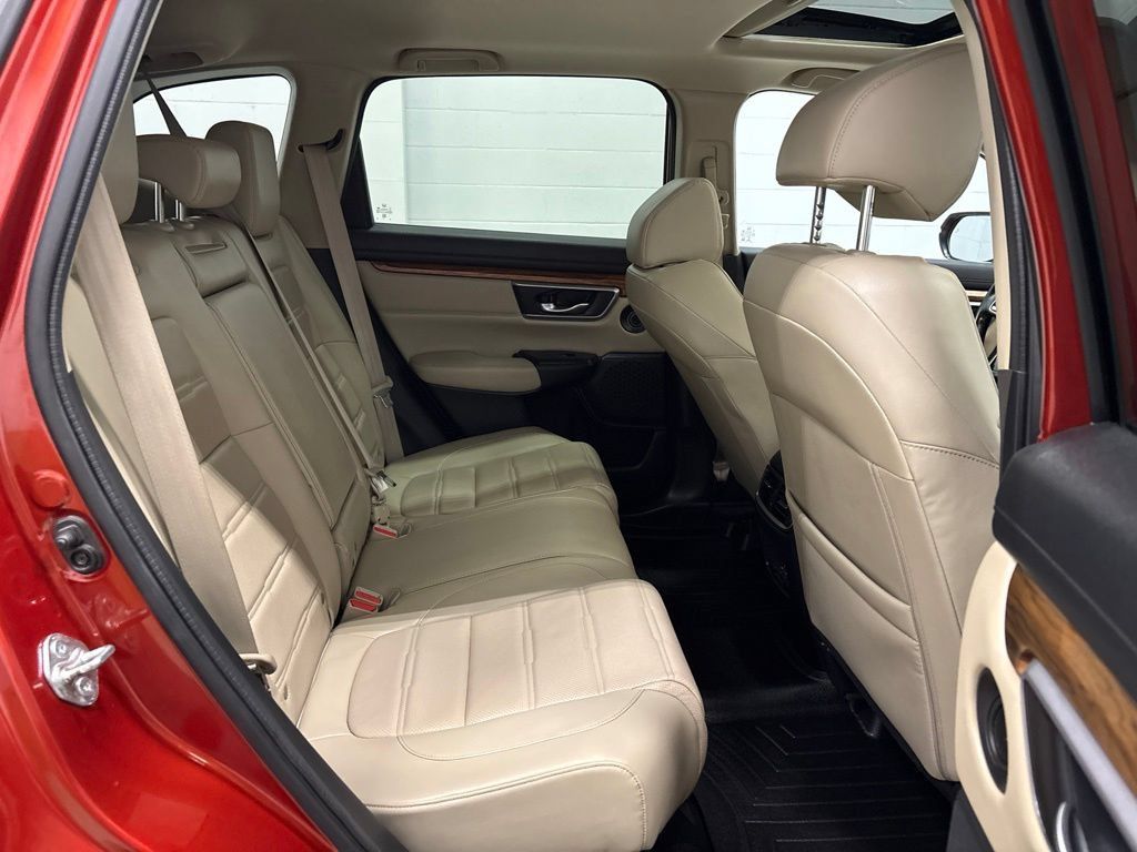 Used 2018 Honda CR-V Touring image 32