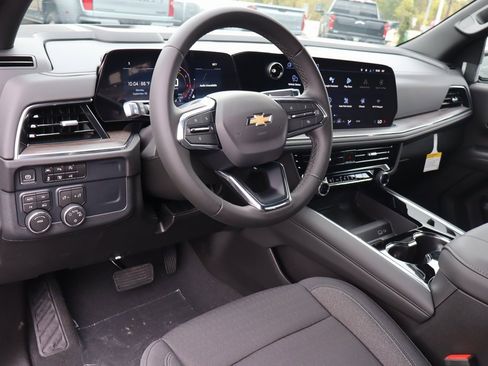 New 2026 Chevrolet Suburban LS w/ LPO, Dark Essentials Package image 5