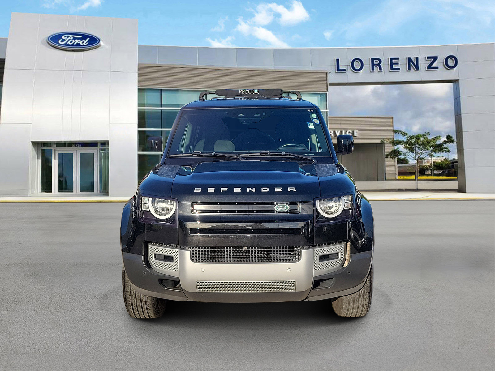 Used 2023 Land Rover Defender 110 AWD/4WD image 2