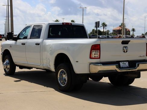 Used 2024 RAM 3500 Tradesman w/ Chrome Appearance Group image 6