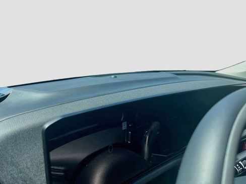 New 2026 Kia EV6 Light RWD image 9