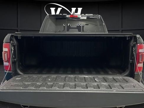 Used 2019 RAM 1500 Laramie w/ Sport Appearance Package AWD/4WD image 26