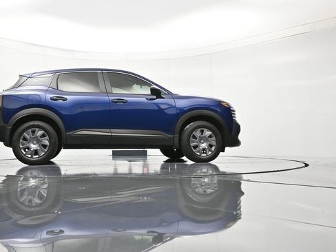 Certified 2025 Nissan Kicks S image 38