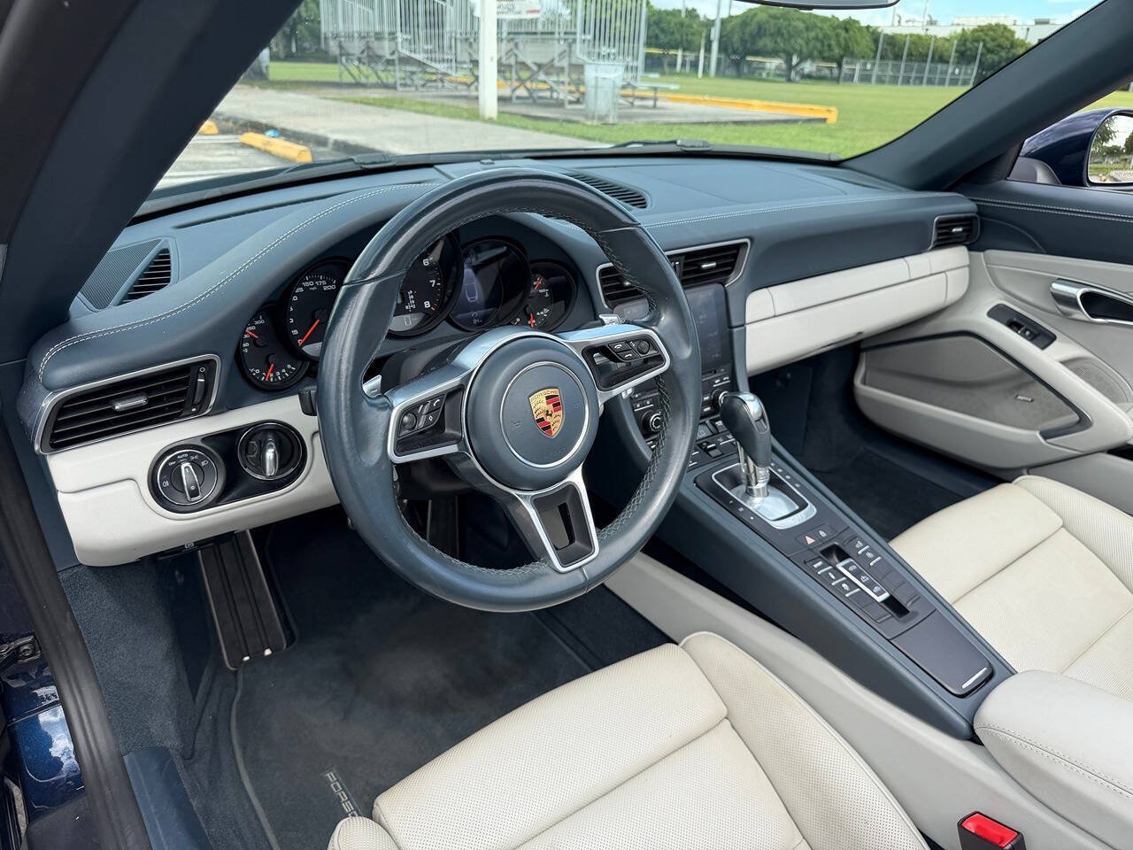Used 2019 Porsche 911 Carrera RWD image 15