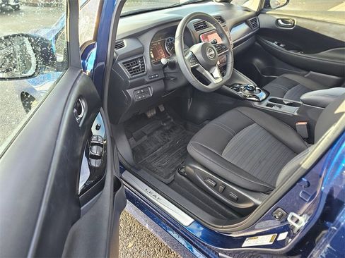 Used 2023 Nissan Leaf SV Plus image 14