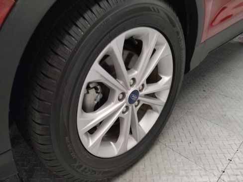 Used 2019 Ford Escape SE FWD image 31