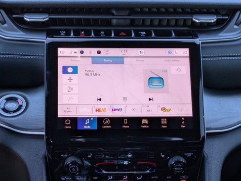 New 2025 Jeep Grand Cherokee Limited image 19