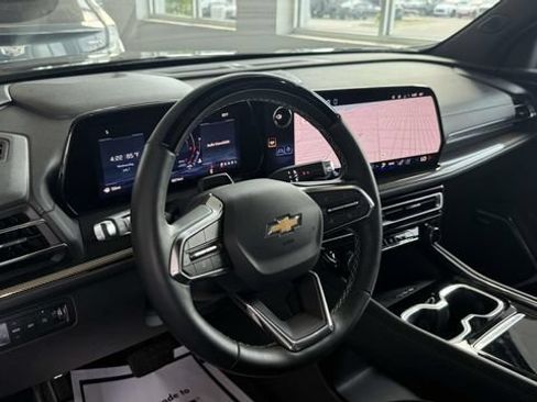 Used 2026 Chevrolet Traverse High Country AWD/4WD image 49