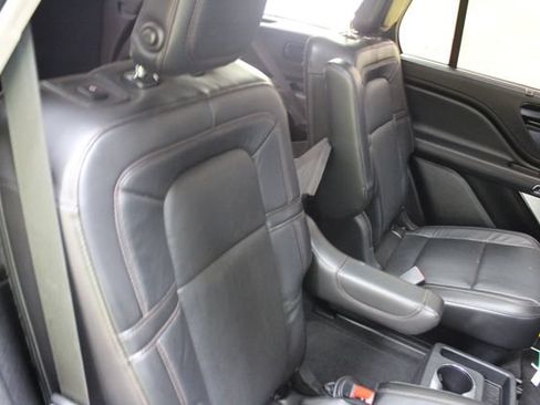 Used 2020 Lincoln Aviator Reserve w/ Equipment Group 202A AWD/4WD image 9